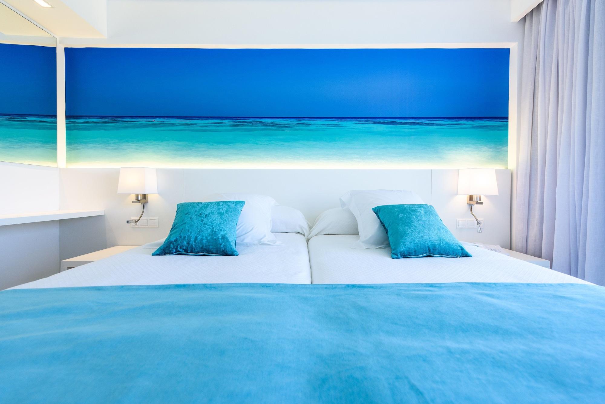Plaza Santa Ponsa Boutique - Adults Only. Hotell Eksteriør bilde