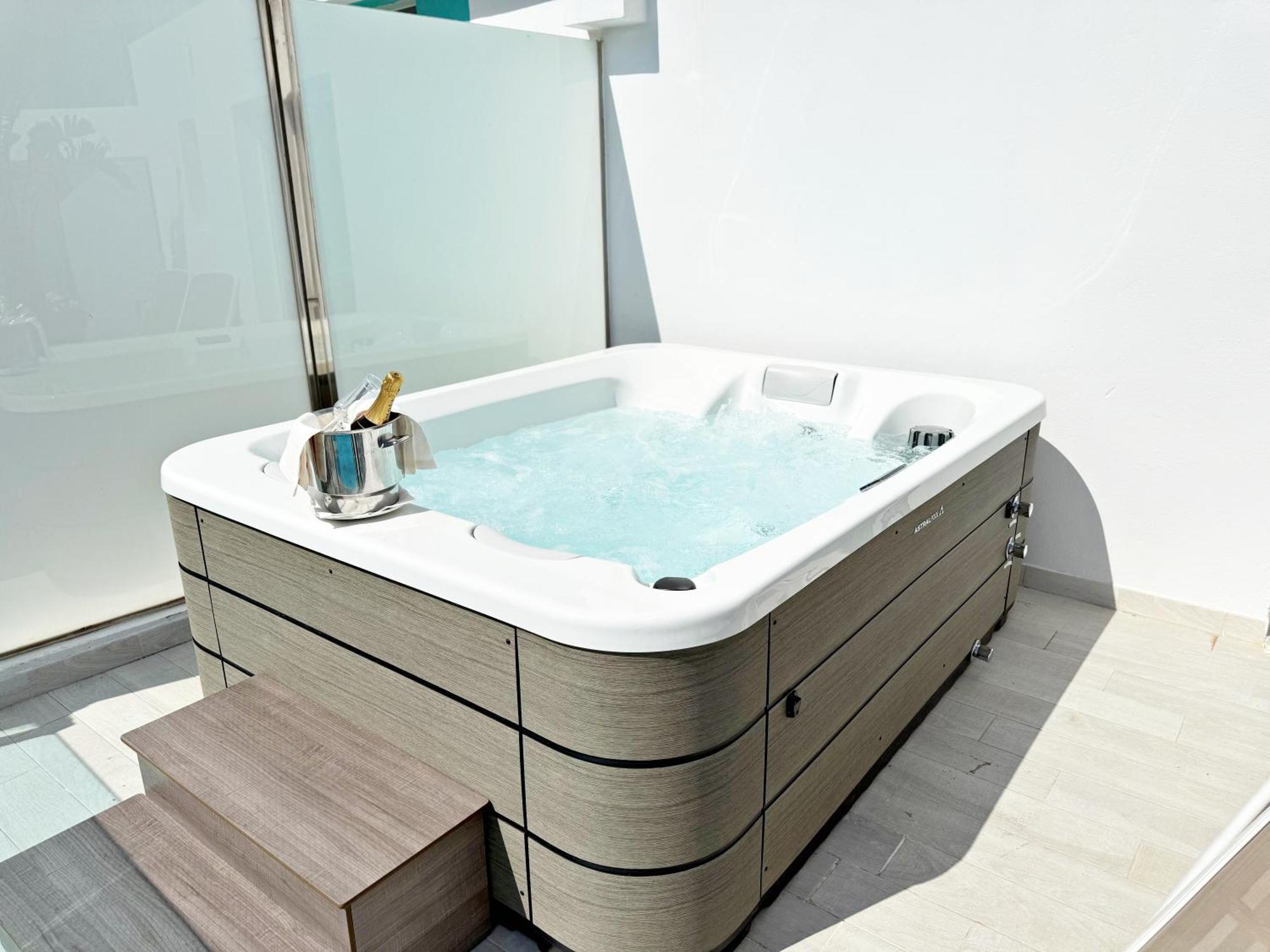 Plaza Santa Ponsa Boutique - Adults Only. Hotell Eksteriør bilde